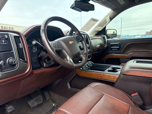 Used 2016 Chevrolet Silverado 1500 High Country w/ High Country Premium Package image 13