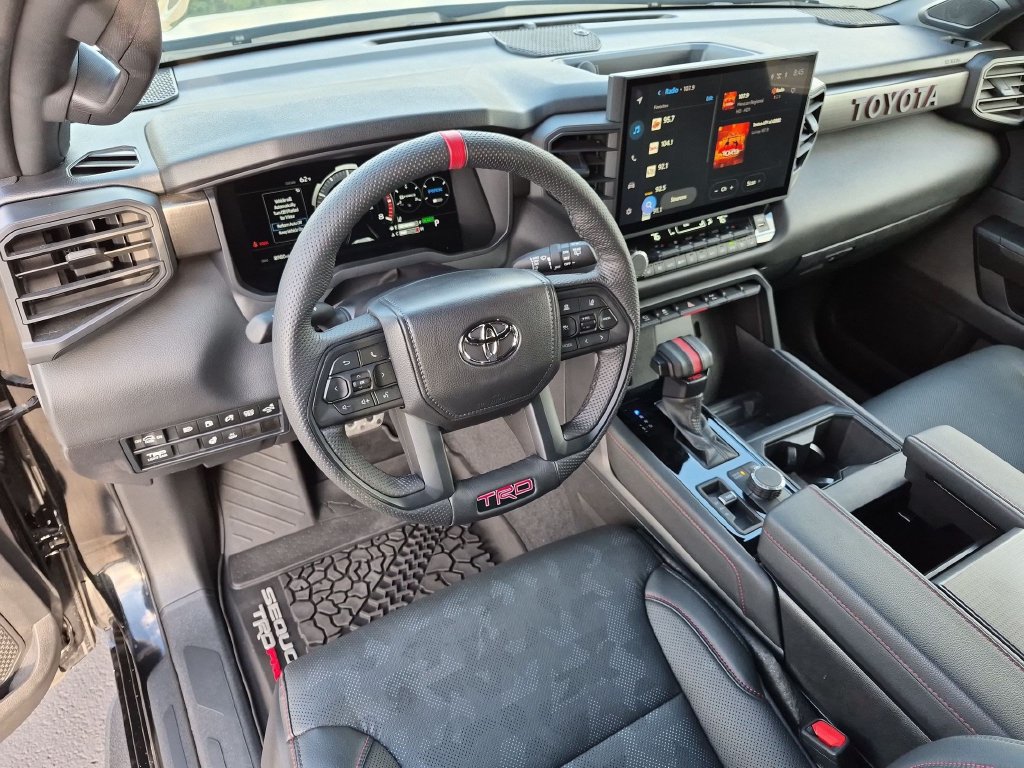 Used 2026 Toyota Sequoia TRD Pro AWD/4WD image 10