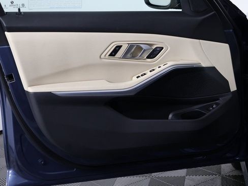 Certified 2025 BMW 330i Sedan w/ Convenience Package RWD image 12
