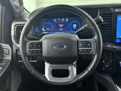 Used 2025 Ford F350 Lariat w/ Black Appearance Package AWD/4WD image 11