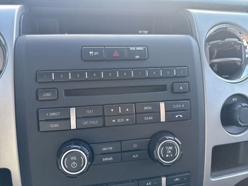 Used 2012 Ford F150 XLT w/ XLT Chrome Pkg image 16