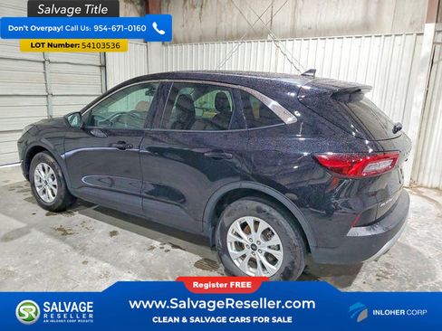 Used 2023 Ford Escape Active w/ Tech Pack #1 AWD/4WD image 3
