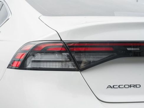 Used 2026 Honda Accord Touring image 7