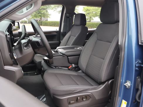 Used 2024 Chevrolet Silverado 1500 LT AWD/4WD image 26