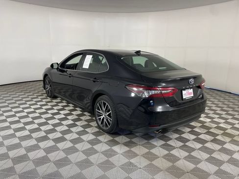 Used 2023 Toyota Camry XLE w/ Navigation Package FWD image 14