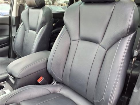 Used 2020 Subaru Ascent Limited w/ Technology Package image 7
