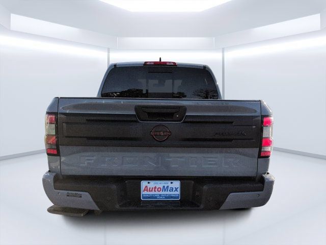 Used 2025 Nissan Frontier PRO-4X w/ Interior Protection Package AWD/4WD image 4