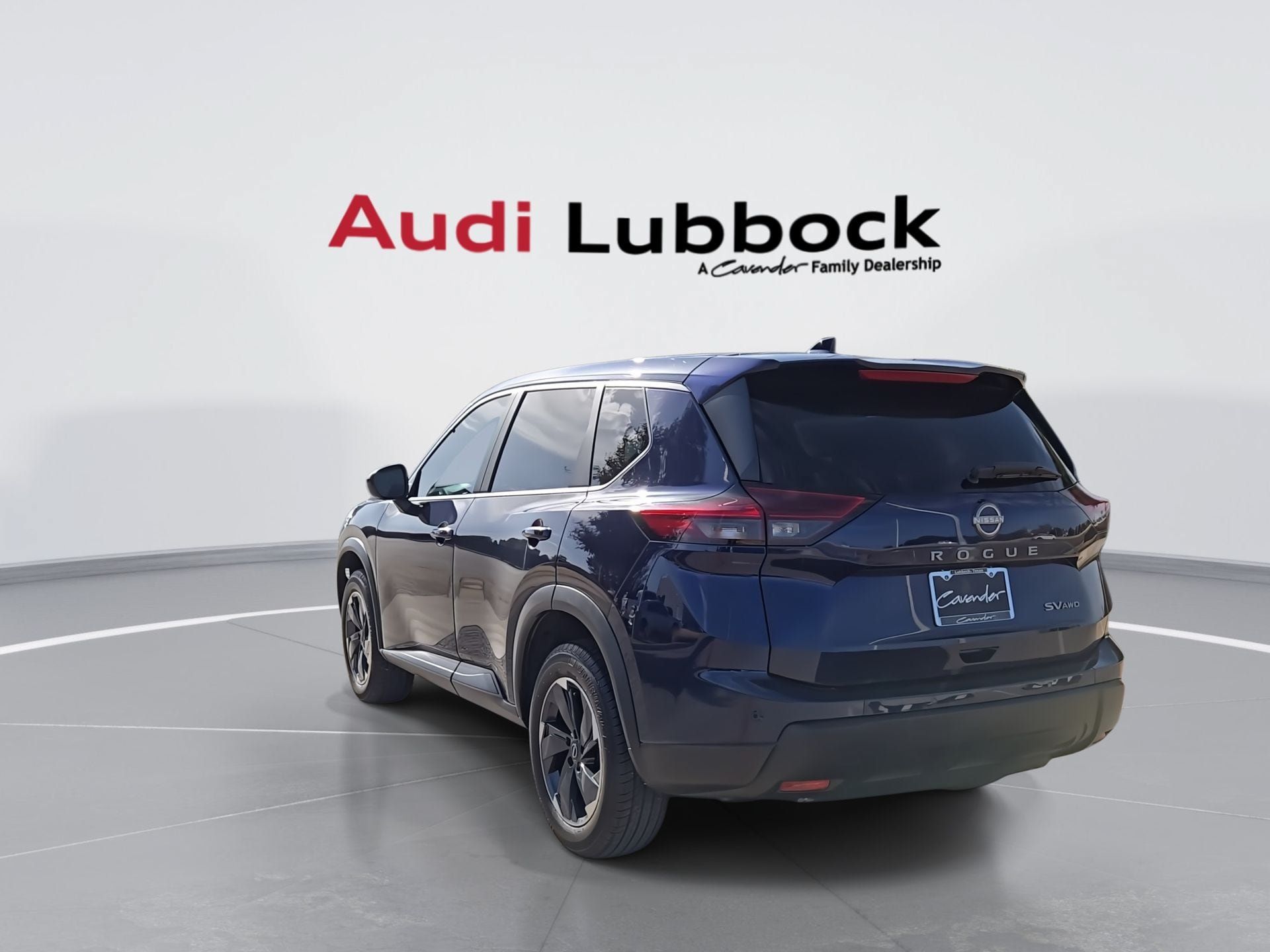 Used 2024 Nissan Rogue SV AWD/4WD image 7