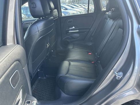 Used 2021 Mercedes-Benz GLA 250 4MATIC image 13