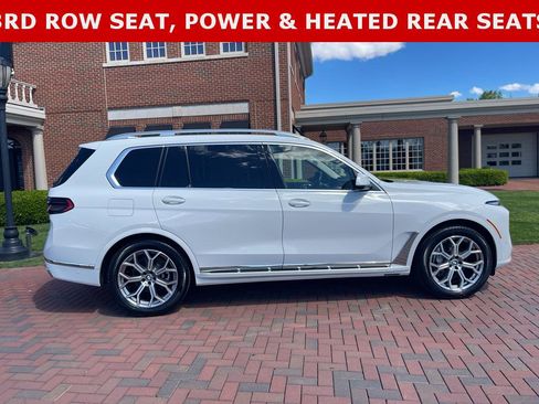 Used 2025 BMW X7 xDrive40i AWD/4WD image 7