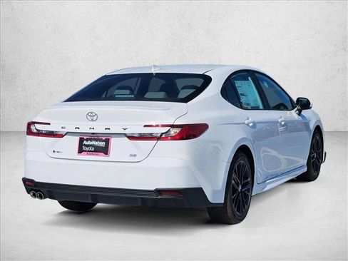 New 2026 Toyota Camry SE image 2