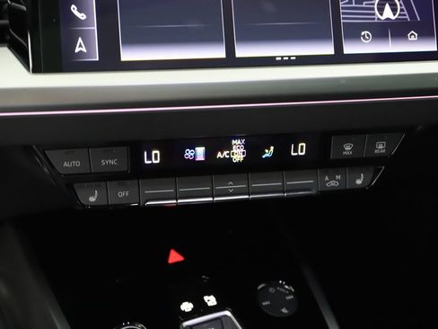 Certified 2024 Audi Q4 e-tron Premium Plus AWD/4WD image 27