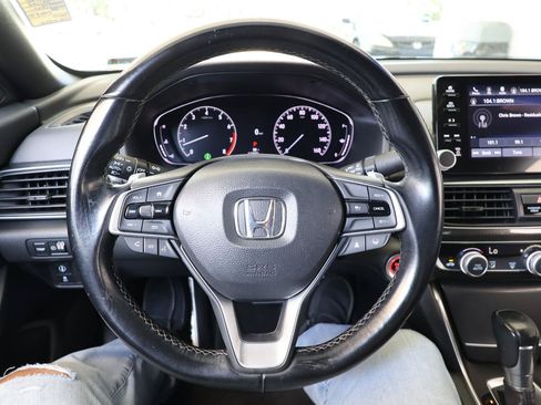 Used 2021 Honda Accord Sport image 25