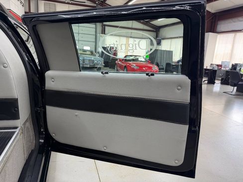 Used 2019 Cadillac XTS FWD image 14