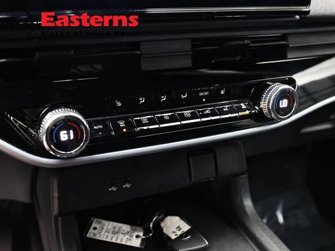 Used 2024 Honda Prologue EX image 18