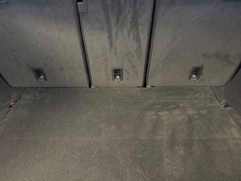 New 2025 Audi RS Q8 performance image 14