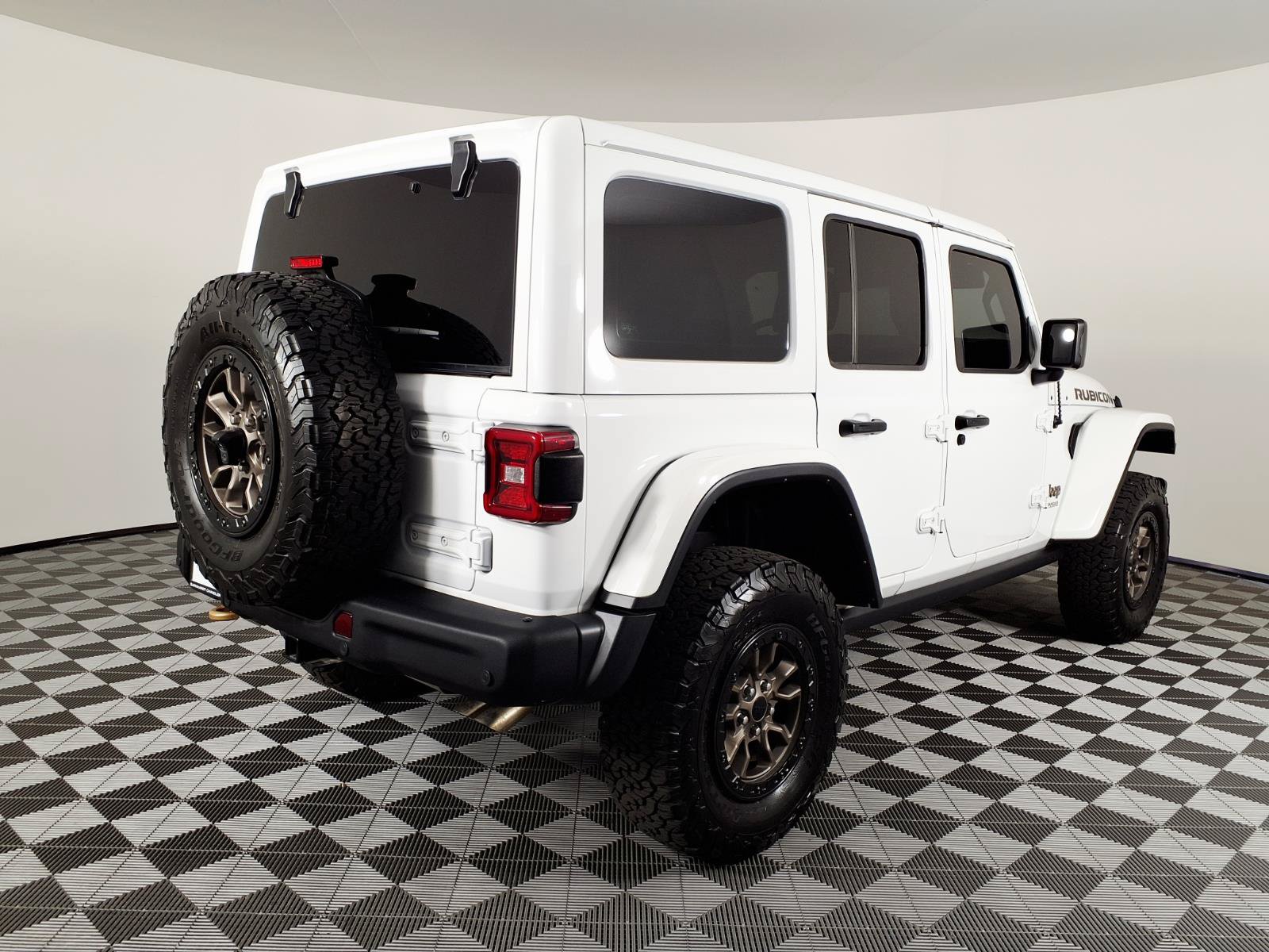 Used 2022 Jeep Wrangler Unlimited Rubicon w/ Trailer Tow Package AWD/4WD image 4