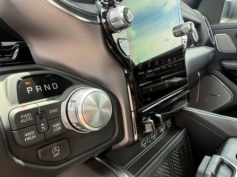 New 2026 RAM 1500 Laramie AWD/4WD image 19
