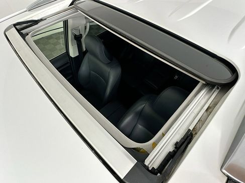 Used 2014 Lexus GX 460 AWD/4WD image 21