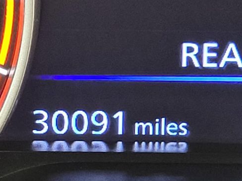 Used 2025 Nissan Altima 2.5 SV image 2