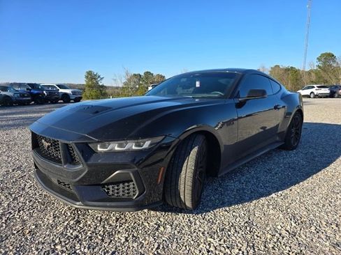 Certified 2024 Ford Mustang GT Premium image 3