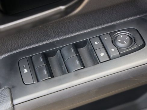 New 2025 Toyota Tacoma SR5 image 18