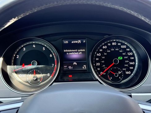 Used 2021 Volkswagen Atlas SE w/ Panoramic Sunroof Package image 30