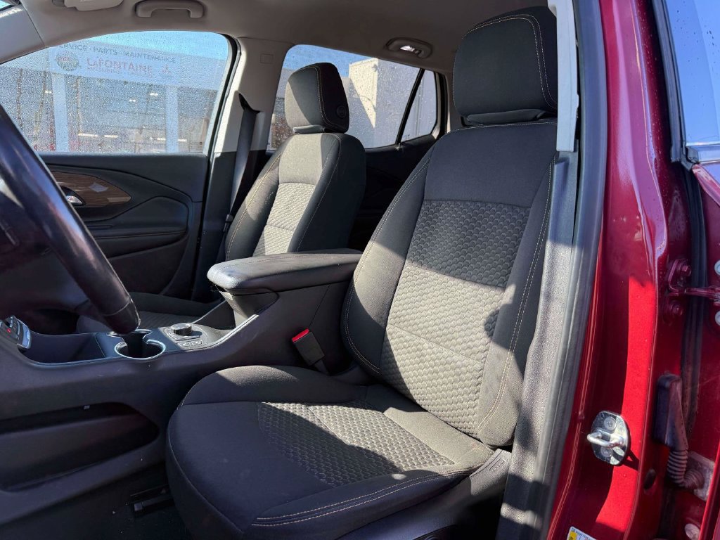 Used 2018 GMC Terrain SLE w/ Driver Convenience Package AWD/4WD image 14