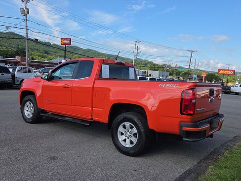 Used 2019 Chevrolet Colorado W/T w/ WT Convenience Package AWD/4WD image 7