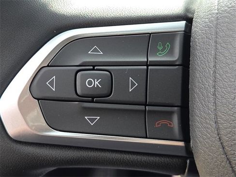 New 2026 Jeep Compass Latitude image 28