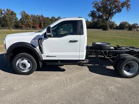 New 2026 Ford F550 4x4 SuperCab Super Duty image 2