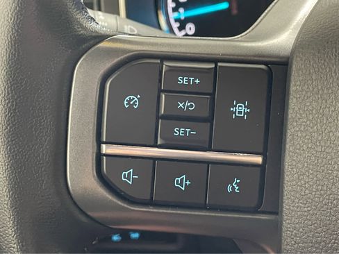 Used 2022 Ford F150 XLT w/ Equipment Group 302A High AWD/4WD image 25