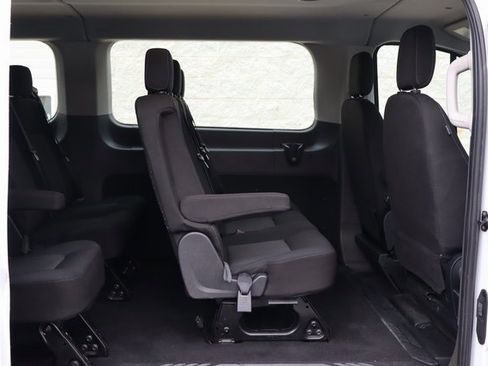 Used 2023 Ford Transit 350 XLT image 29