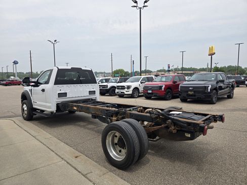Used 2018 Ford F550 2WD Regular Cab Super Duty image 16