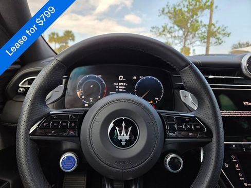 New 2025 Maserati Grecale GT image 31