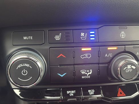 Used 2023 Dodge Durango R/T AWD/4WD image 51