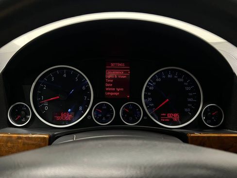Used 2008 Volkswagen Touareg V6 AWD/4WD image 25