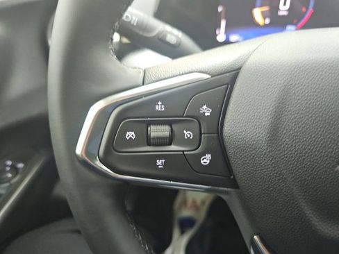 Used 2025 Chevrolet Trax ACTIV w/ Sunroof Package image 25