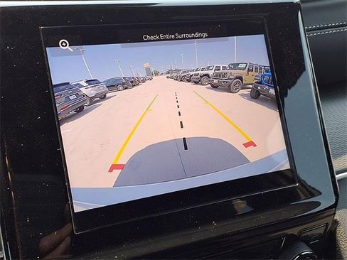 New 2025 Jeep Grand Cherokee L Laredo image 8