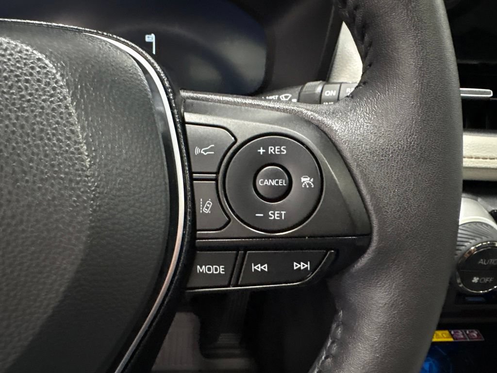 Used 2025 Toyota RAV4 Limited w/ Advanced Technology Package AWD/4WD image 24