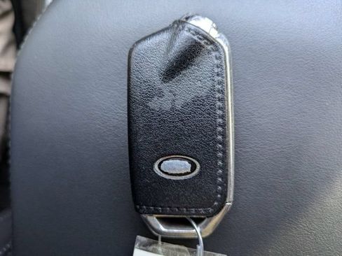 Used 2018 Kia Stinger Premium RWD image 29