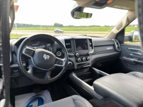 Used 2019 RAM 1500 Big Horn AWD/4WD image 16