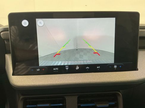 Used 2025 Ford Maverick XLT w/ Equipment Group 302A image 12