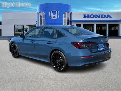 Used 2026 Honda Civic Sport image 4