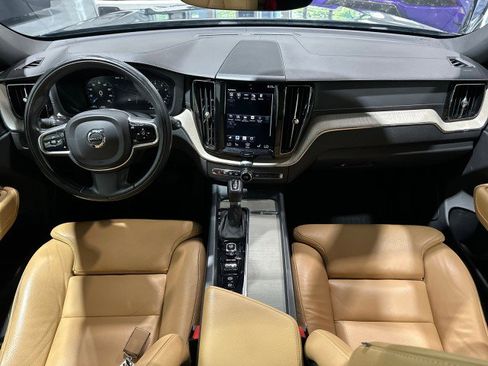Used 2018 Volvo XC60 T5 Inscription w/ Convenience Package AWD/4WD image 48