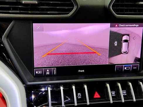 Used 2019 Lamborghini Urus AWD/4WD image 24