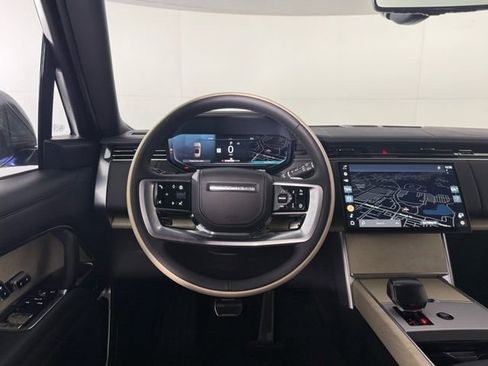 New 2025 Land Rover Range Rover SV image 27