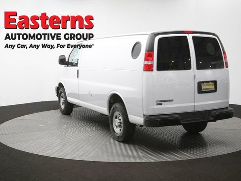 Used 2021 Chevrolet Express 3500 w/ Driver Convenience Package image 61