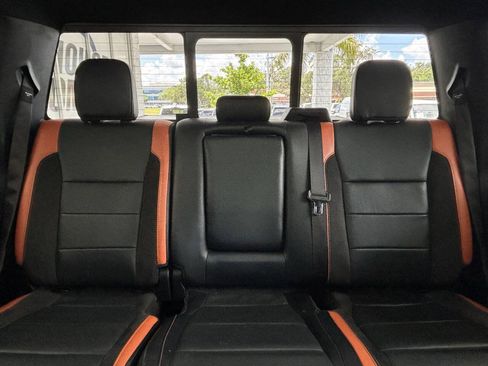 Used 2017 Ford F150 Raptor w/ Equipment Group 802A Luxury AWD/4WD image 31