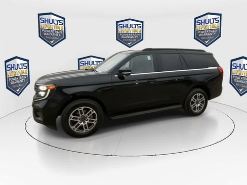 Used 2025 Ford Expedition Active image 5